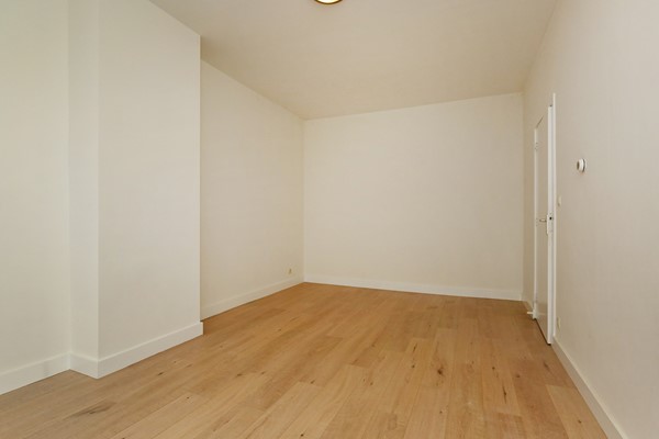 Medium property photo - Van Musschenbroekstraat 143, 2522 AL Den Haag